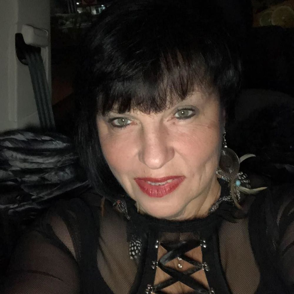 Meet your Posher, Carolanne